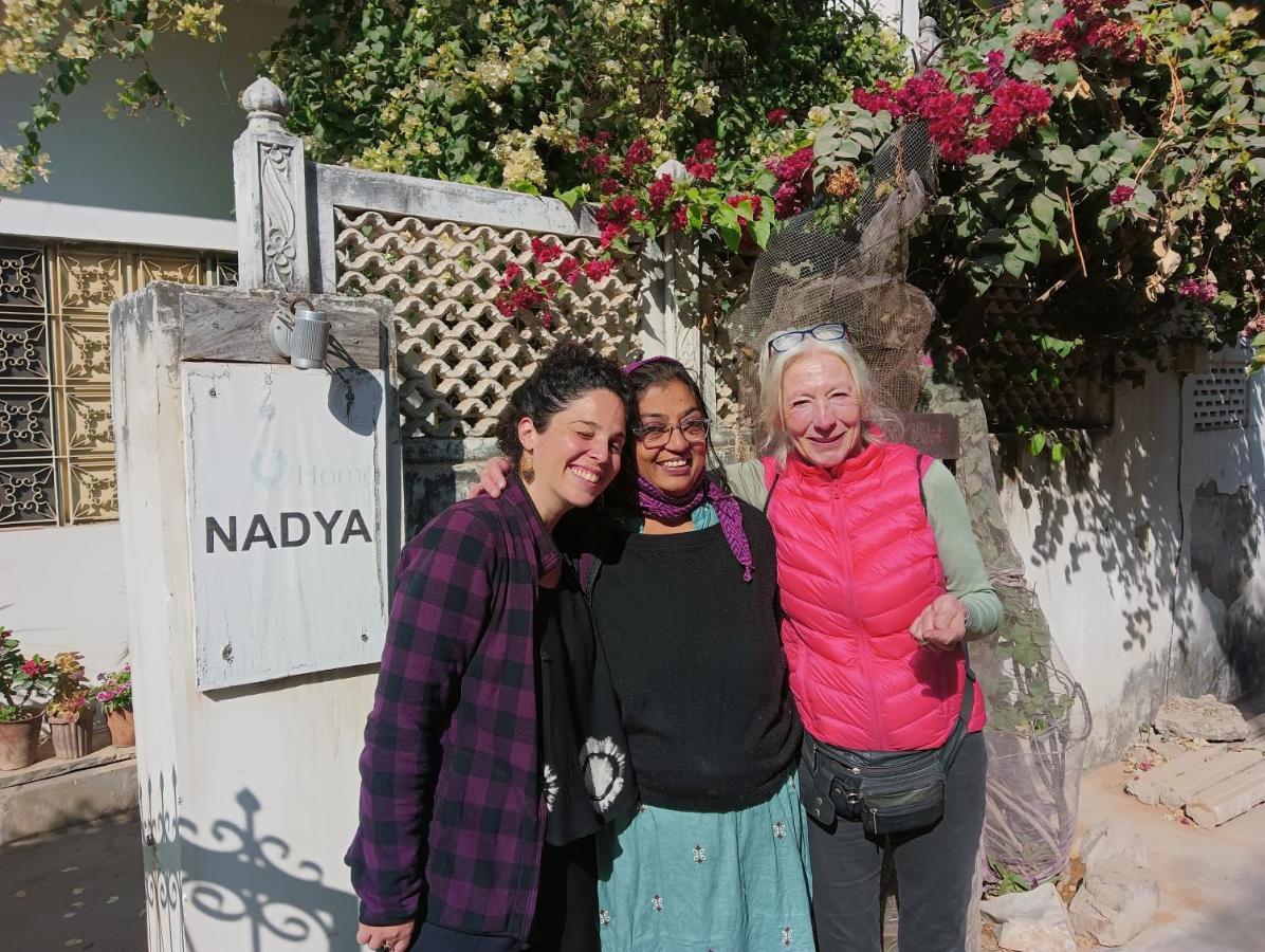Nadya Homestay For Female & Family جايبور المظهر الخارجي الصورة