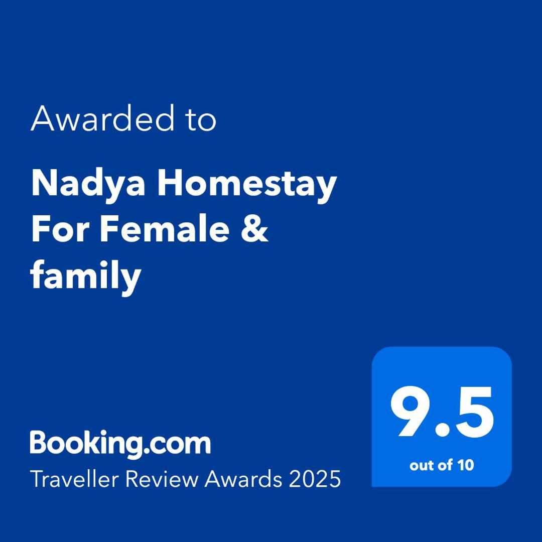 Nadya Homestay For Female & Family جايبور المظهر الخارجي الصورة