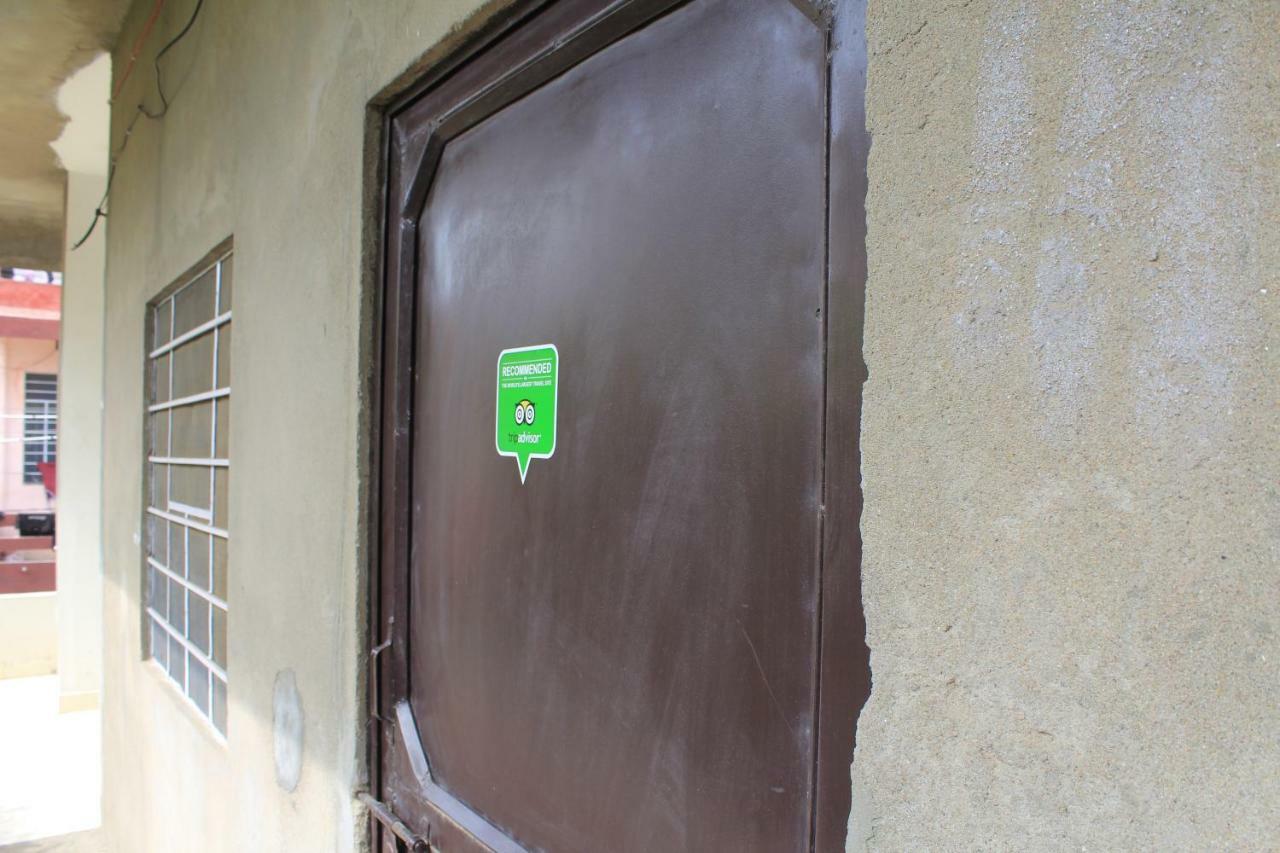 Nadya Homestay For Female & Family جايبور المظهر الخارجي الصورة