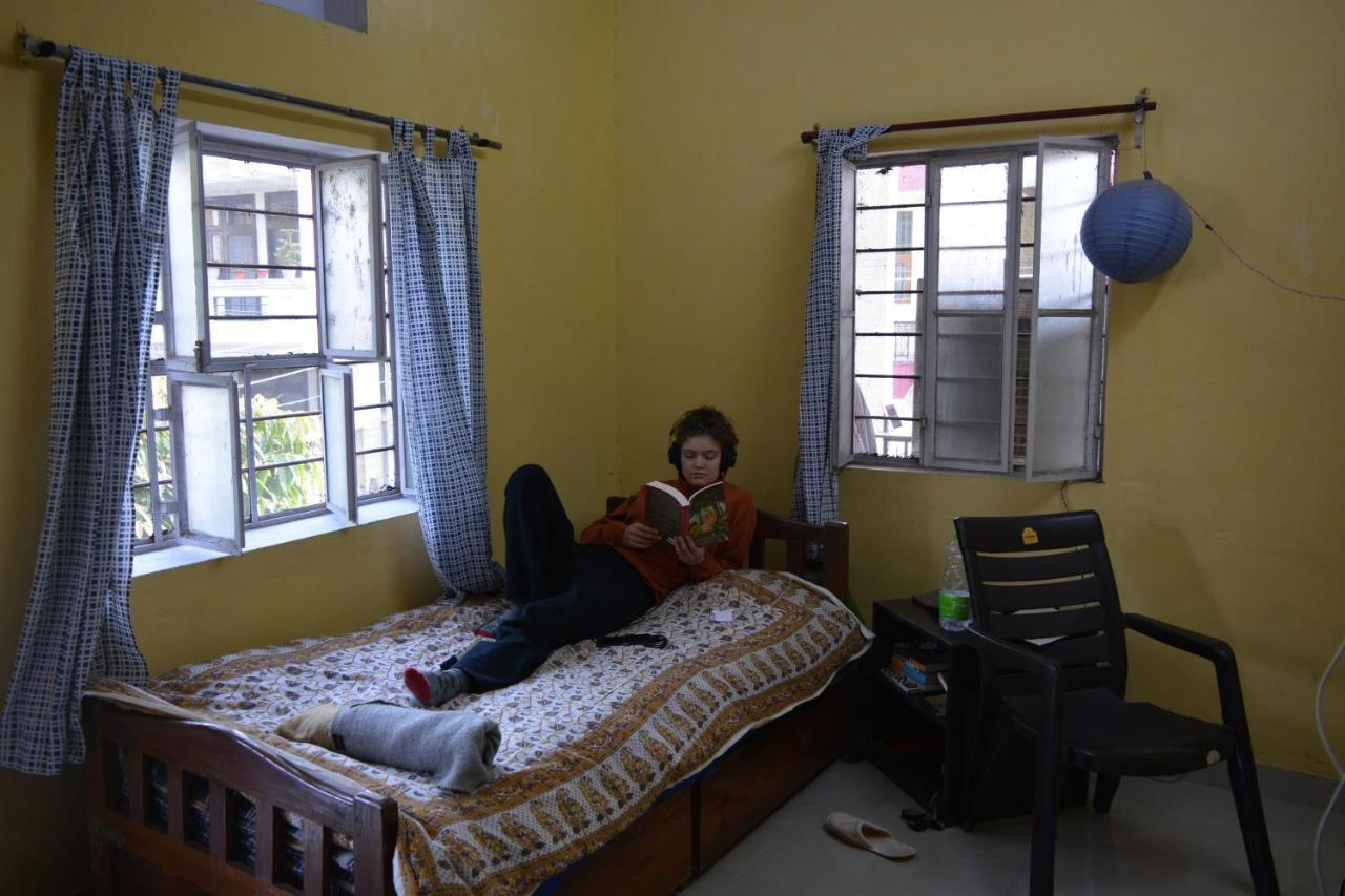 Nadya Homestay For Female & Family جايبور المظهر الخارجي الصورة